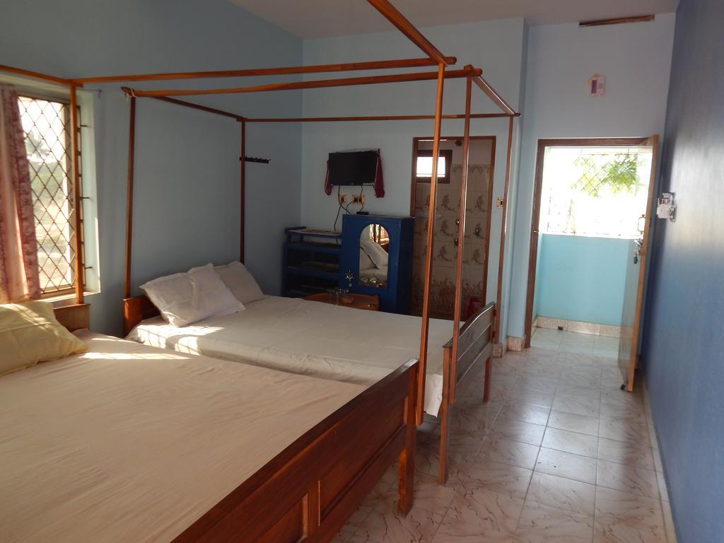Hotel Mainak, Mandarmani Room photo