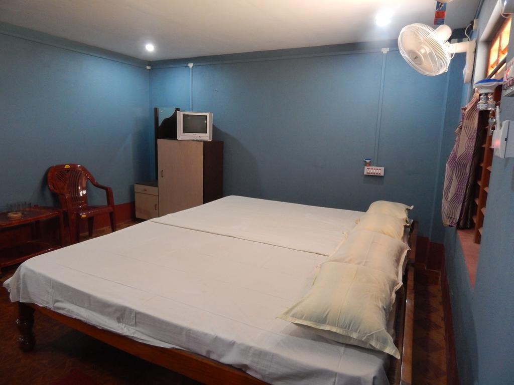 Hotel Mainak, Mandarmani Room photo